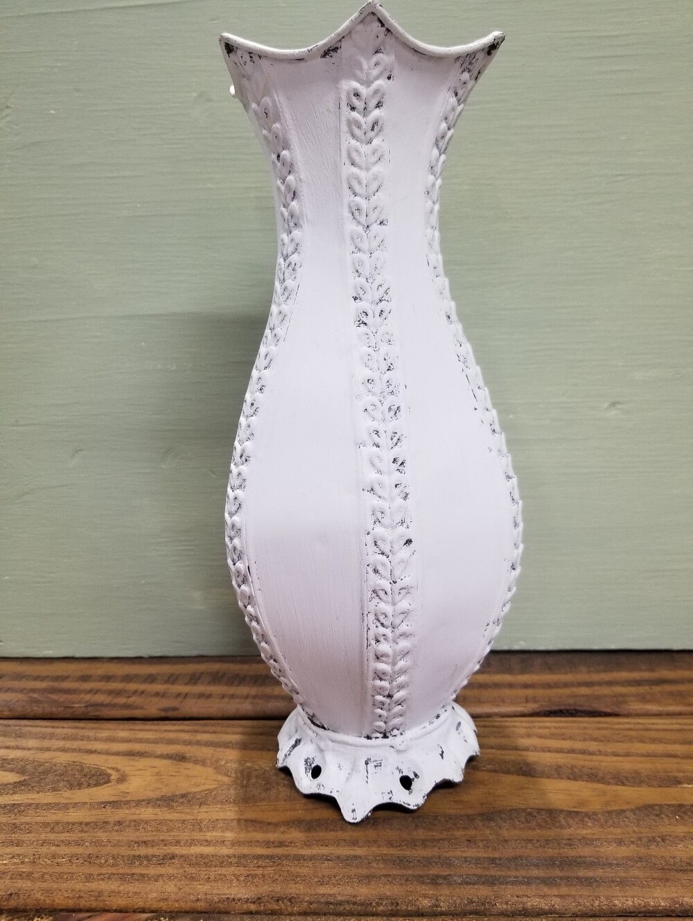 White Decorative Scalloped Metal Vase